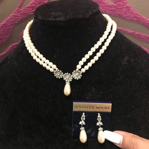 Brand new never used Jennifer Moore costume jewelry set
